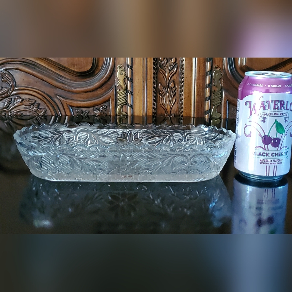 Vntg 10 1/4" Oval "Sandwich Clear" Dish by Tiara 🇺🇸 - Picture 8 of 12